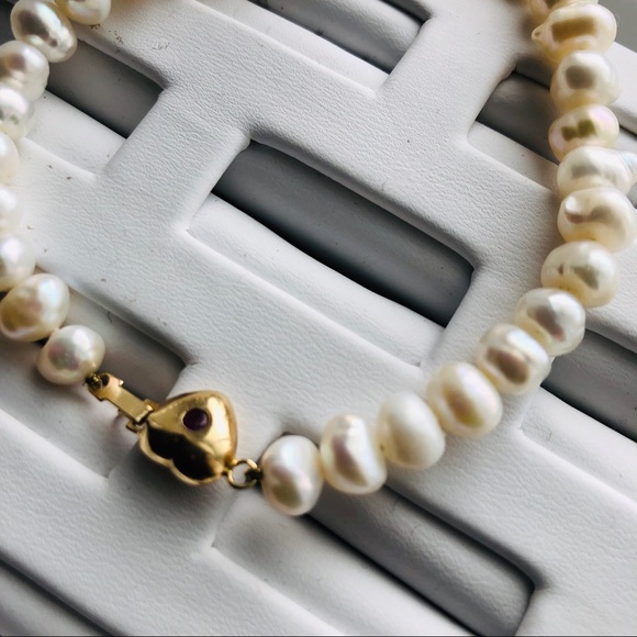 Vintage 14K Gold Ruby Heart Gem Insert Pearl Bracelet - Picture 2 of 8